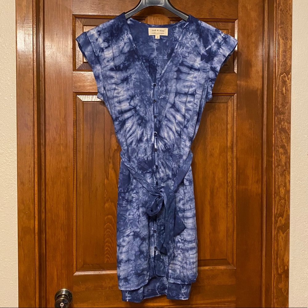 NWOT Cloth & Stone Tie-Dye Tie Waist Dress